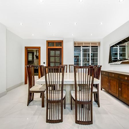 Elegance By The Park Apartment Лондон Екстериор снимка