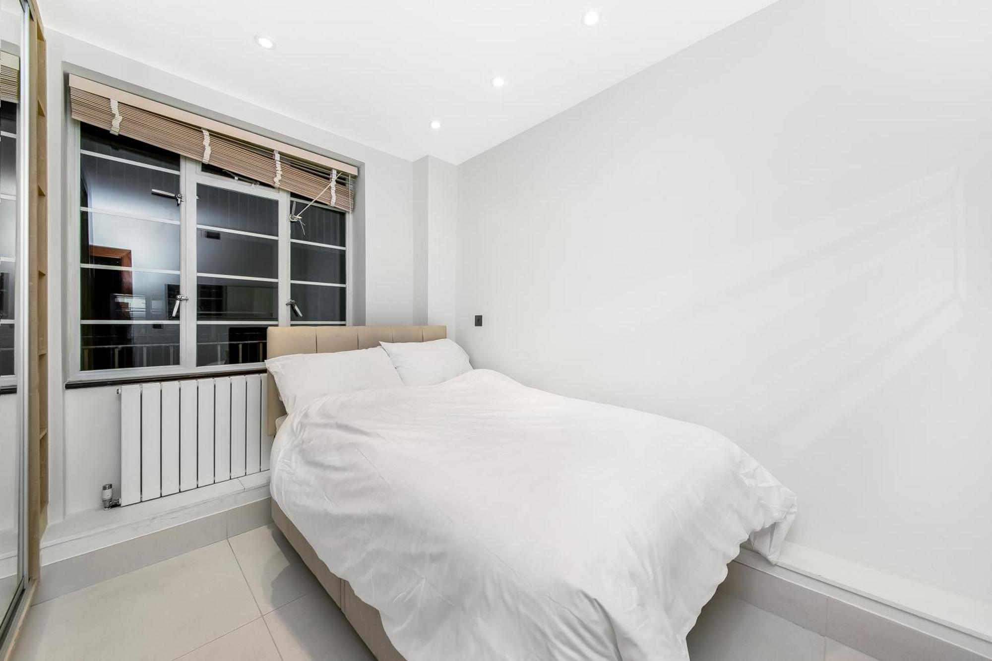Elegance By The Park Apartment Лондон Екстериор снимка